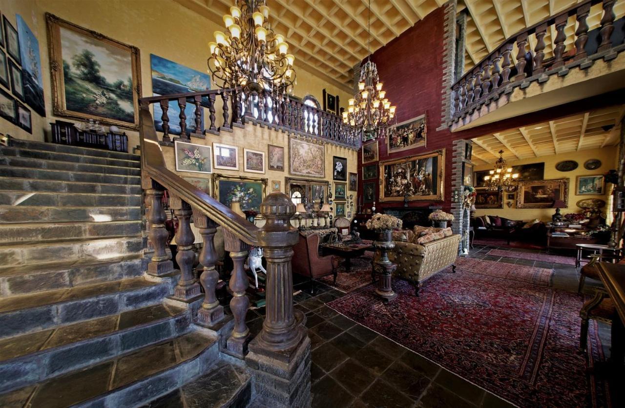 Bygracealone Manor Hotel Outeniekwa Ngoại thất bức ảnh